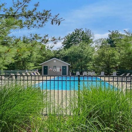 Kingfisher Cove Cabin 2 Saugatuck Exterior photo
